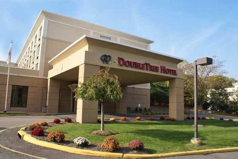 Doubletree By Hilton Mahwah Exterior foto